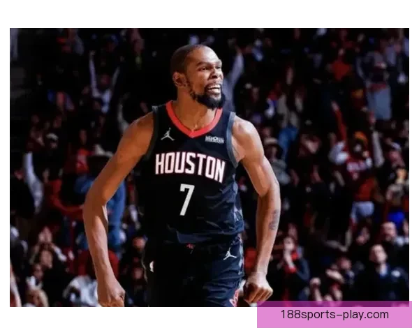 乌度卡称申京甘愿牺牲个人得分 杜兰特掌握破解包夹新技巧